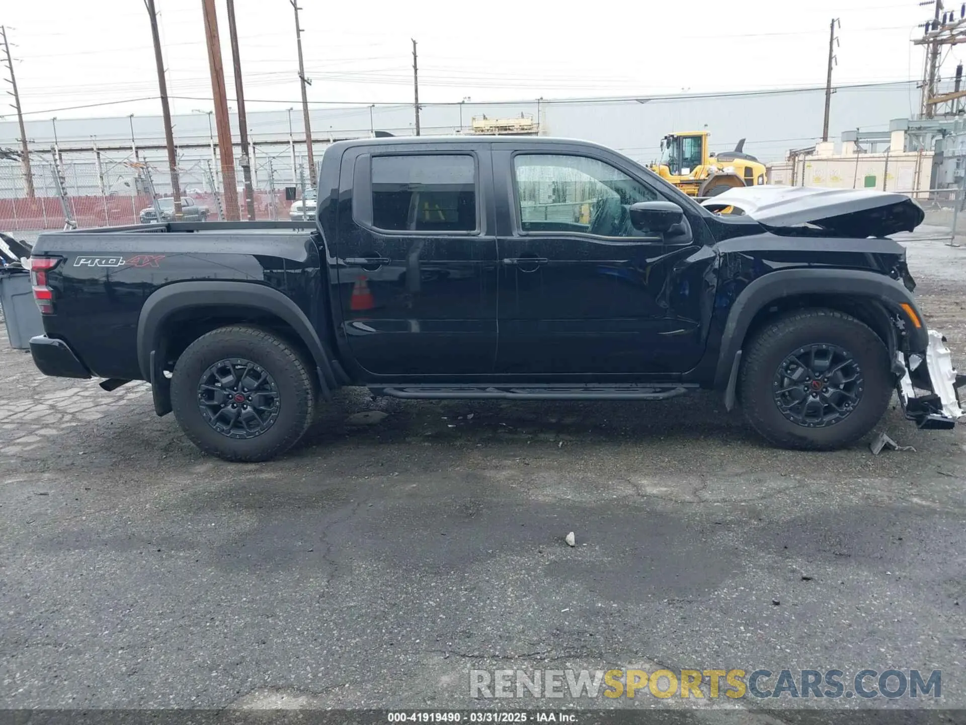14 Photograph of a damaged car 1N6ED1EK0RN654245 NISSAN FRONTIER 2024