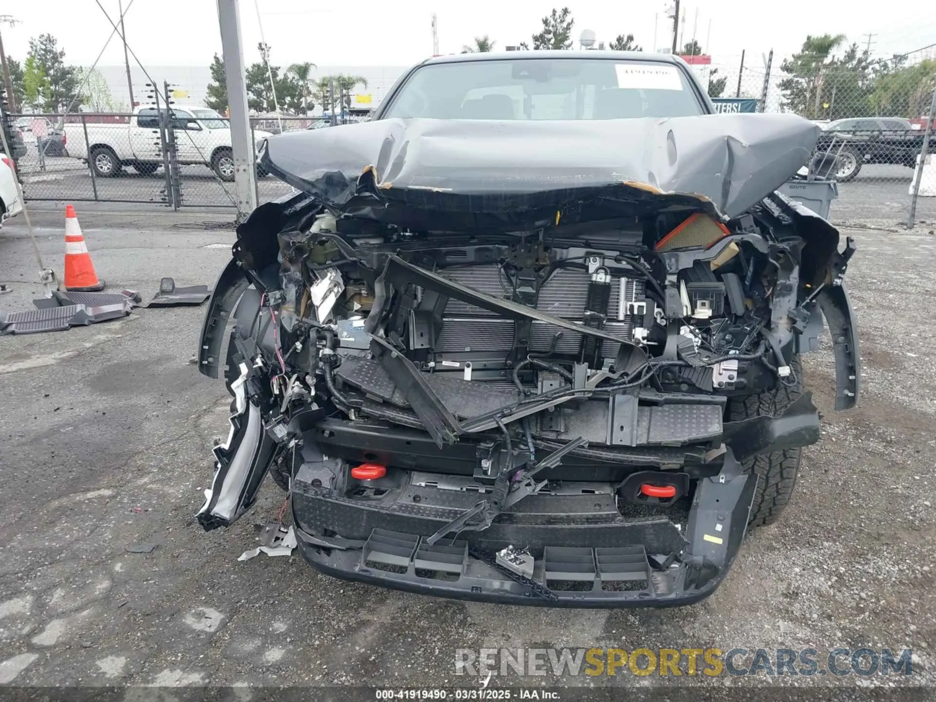 6 Photograph of a damaged car 1N6ED1EK0RN654245 NISSAN FRONTIER 2024