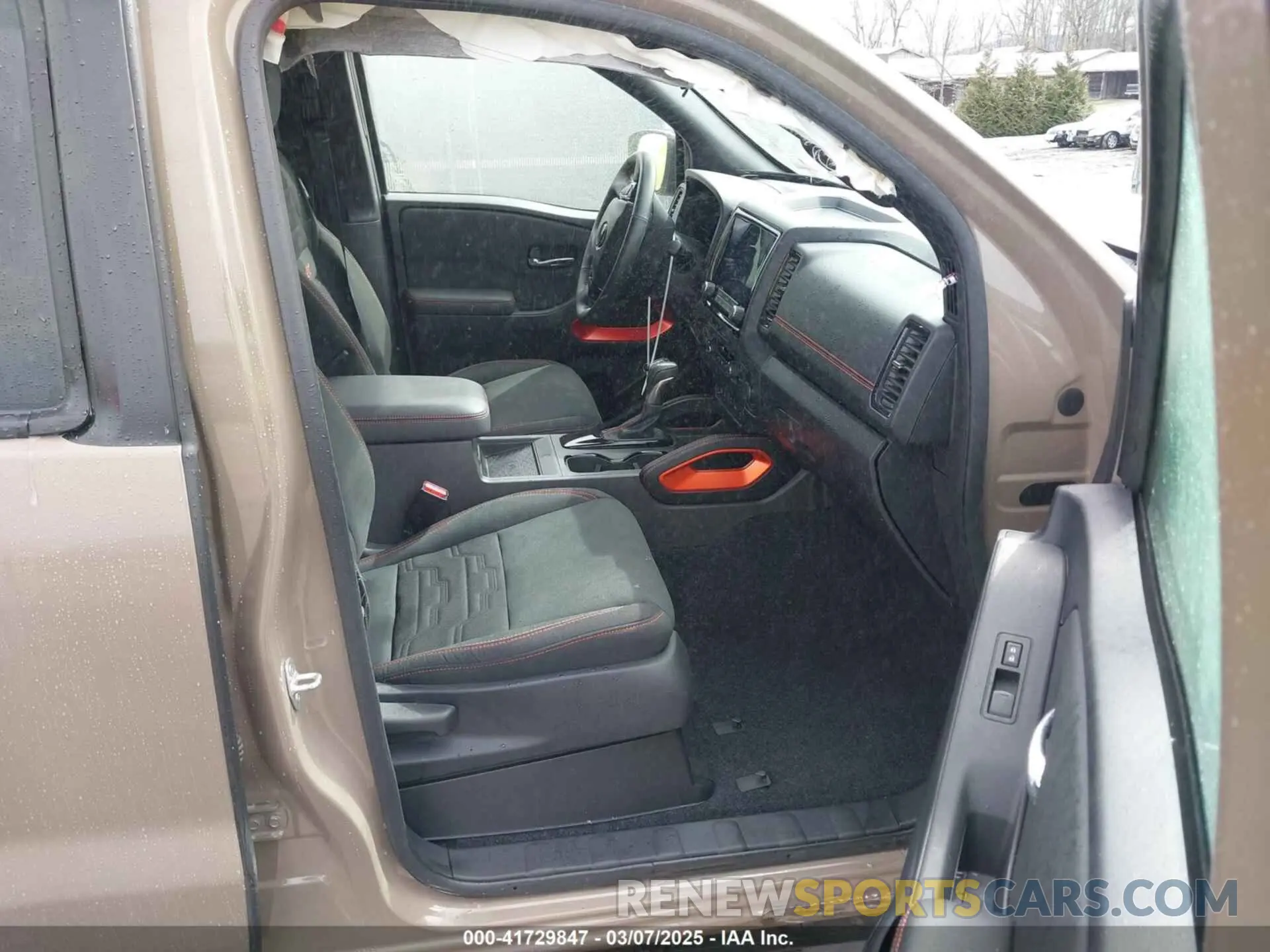 5 Photograph of a damaged car 1N6ED1EK1RN616345 NISSAN FRONTIER 2024