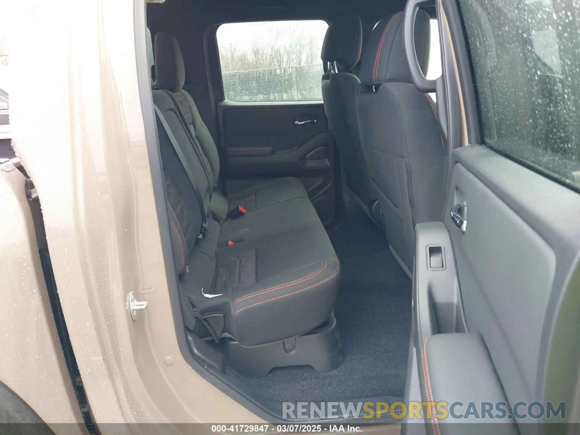 8 Photograph of a damaged car 1N6ED1EK1RN616345 NISSAN FRONTIER 2024