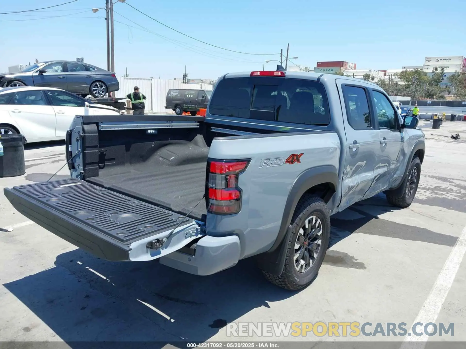 4 Photograph of a damaged car 1N6ED1EK1RN669563 NISSAN FRONTIER 2024