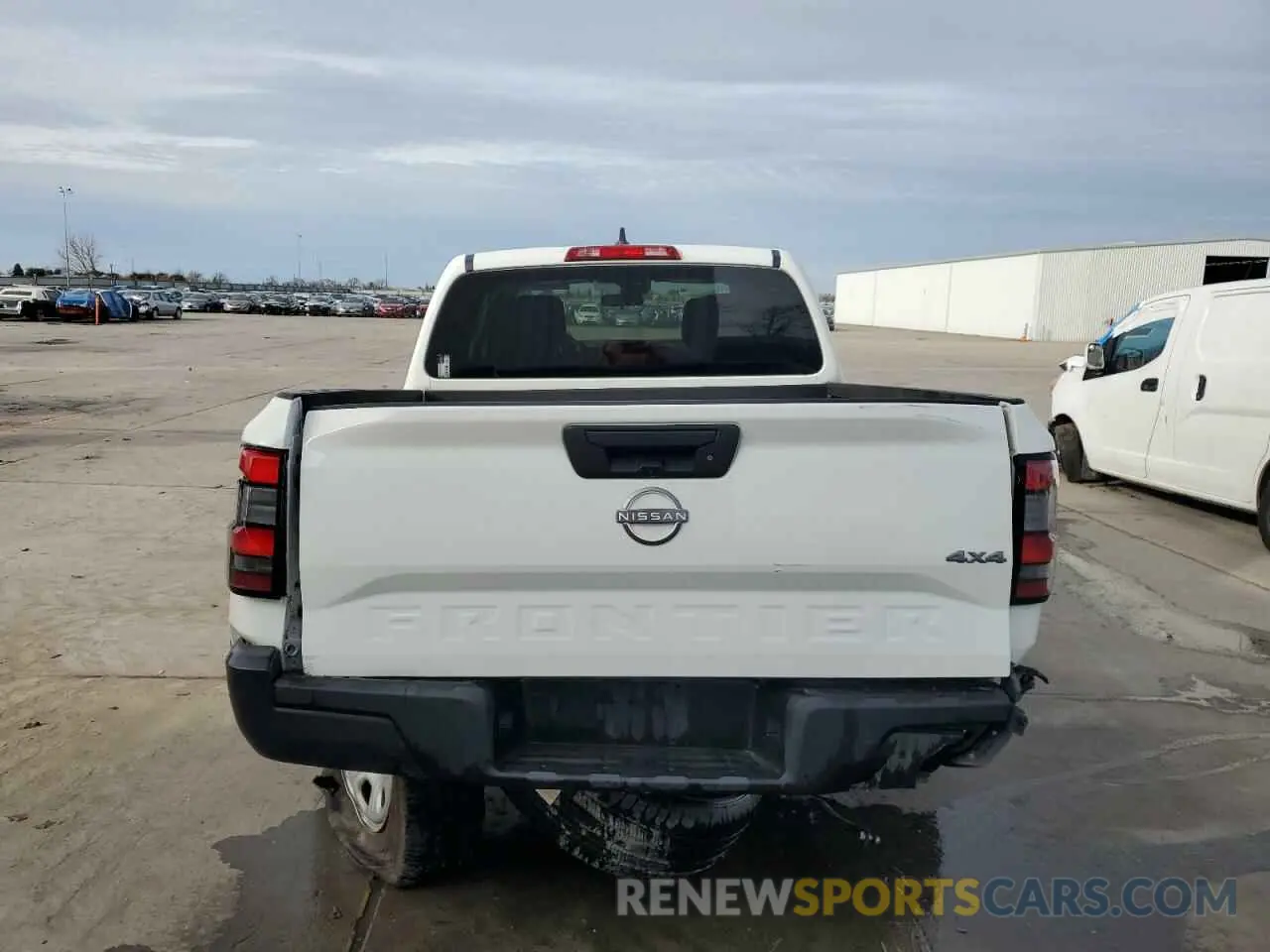 6 Photograph of a damaged car 1N6ED1EK4RN638100 NISSAN FRONTIER 2024