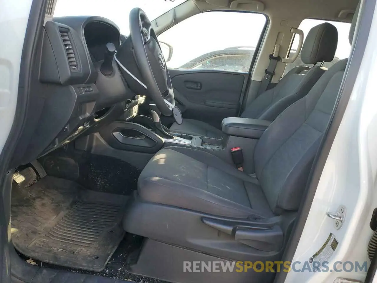 7 Photograph of a damaged car 1N6ED1EK4RN638100 NISSAN FRONTIER 2024