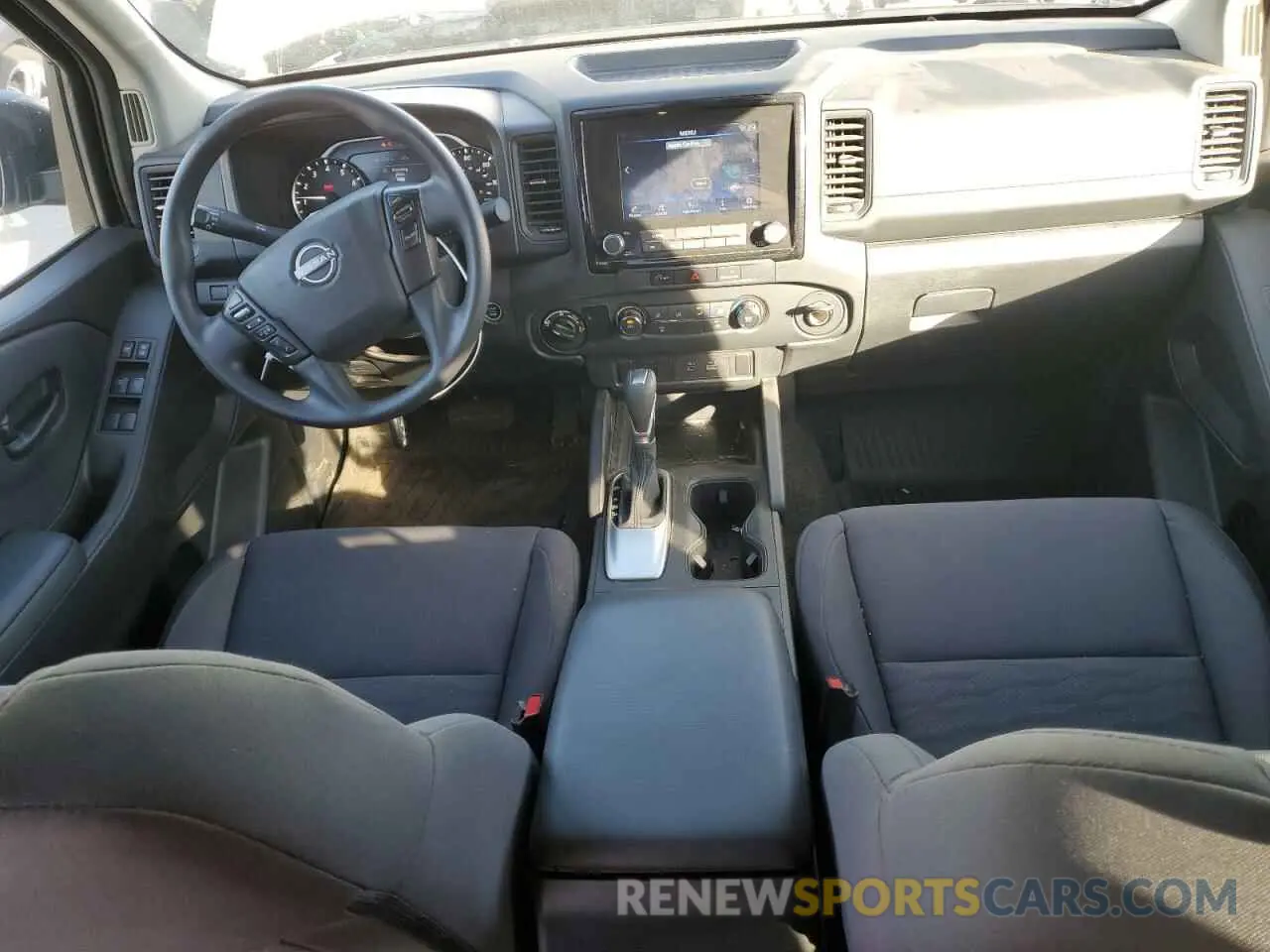 8 Photograph of a damaged car 1N6ED1EK4RN638100 NISSAN FRONTIER 2024