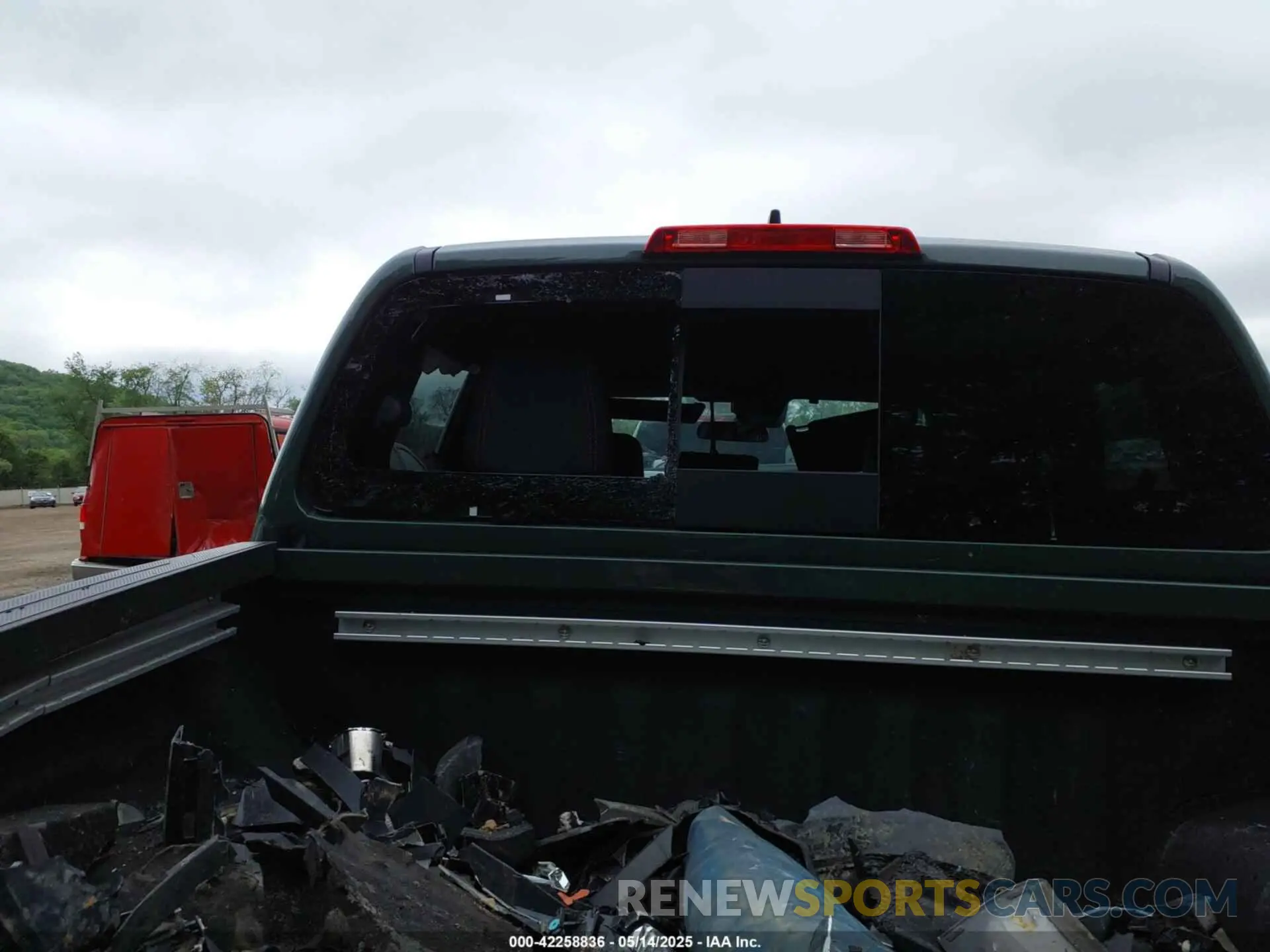 22 Photograph of a damaged car 1N6ED1EK5RN660090 NISSAN FRONTIER 2024