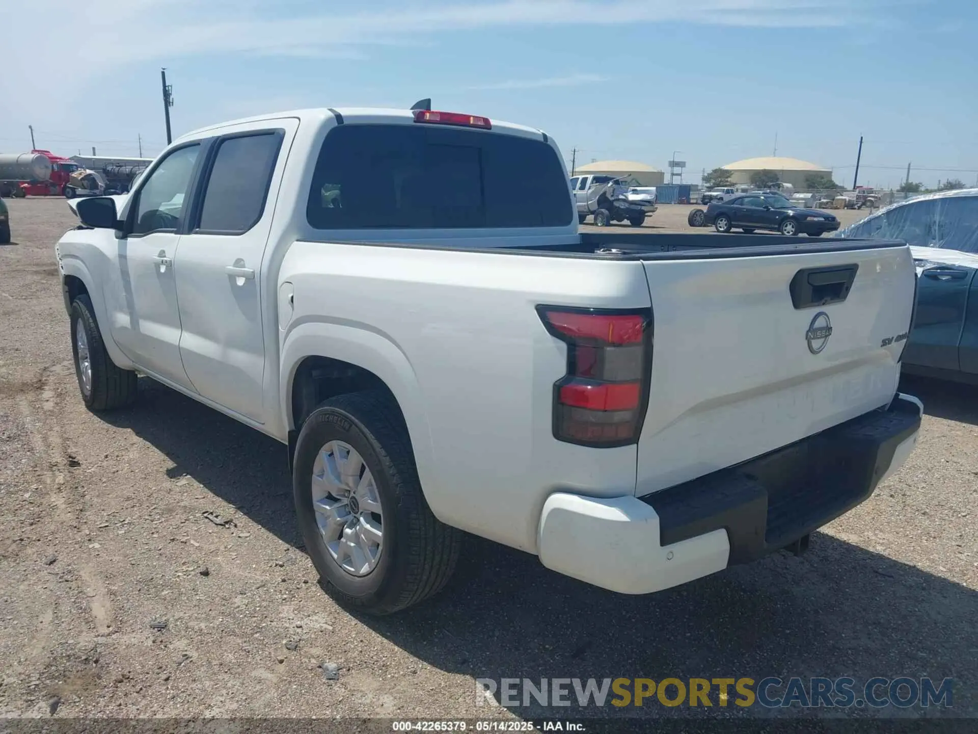3 Photograph of a damaged car 1N6ED1EK6RN630581 NISSAN FRONTIER 2024