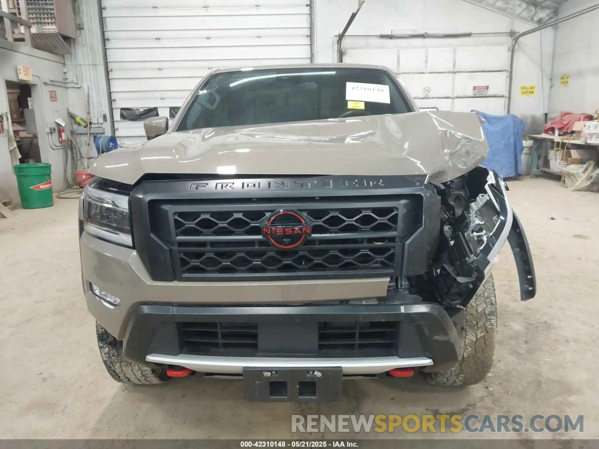 12 Photograph of a damaged car 1N6ED1EK8RN613989 NISSAN FRONTIER 2024