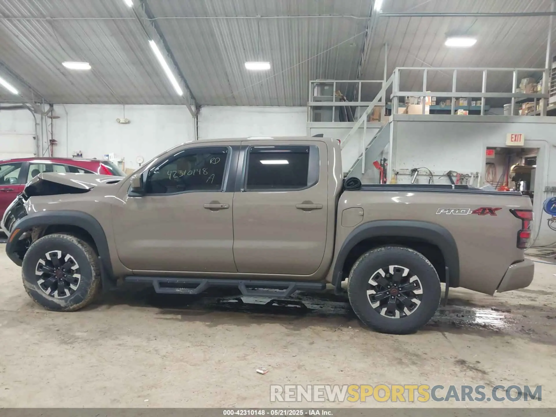 14 Photograph of a damaged car 1N6ED1EK8RN613989 NISSAN FRONTIER 2024