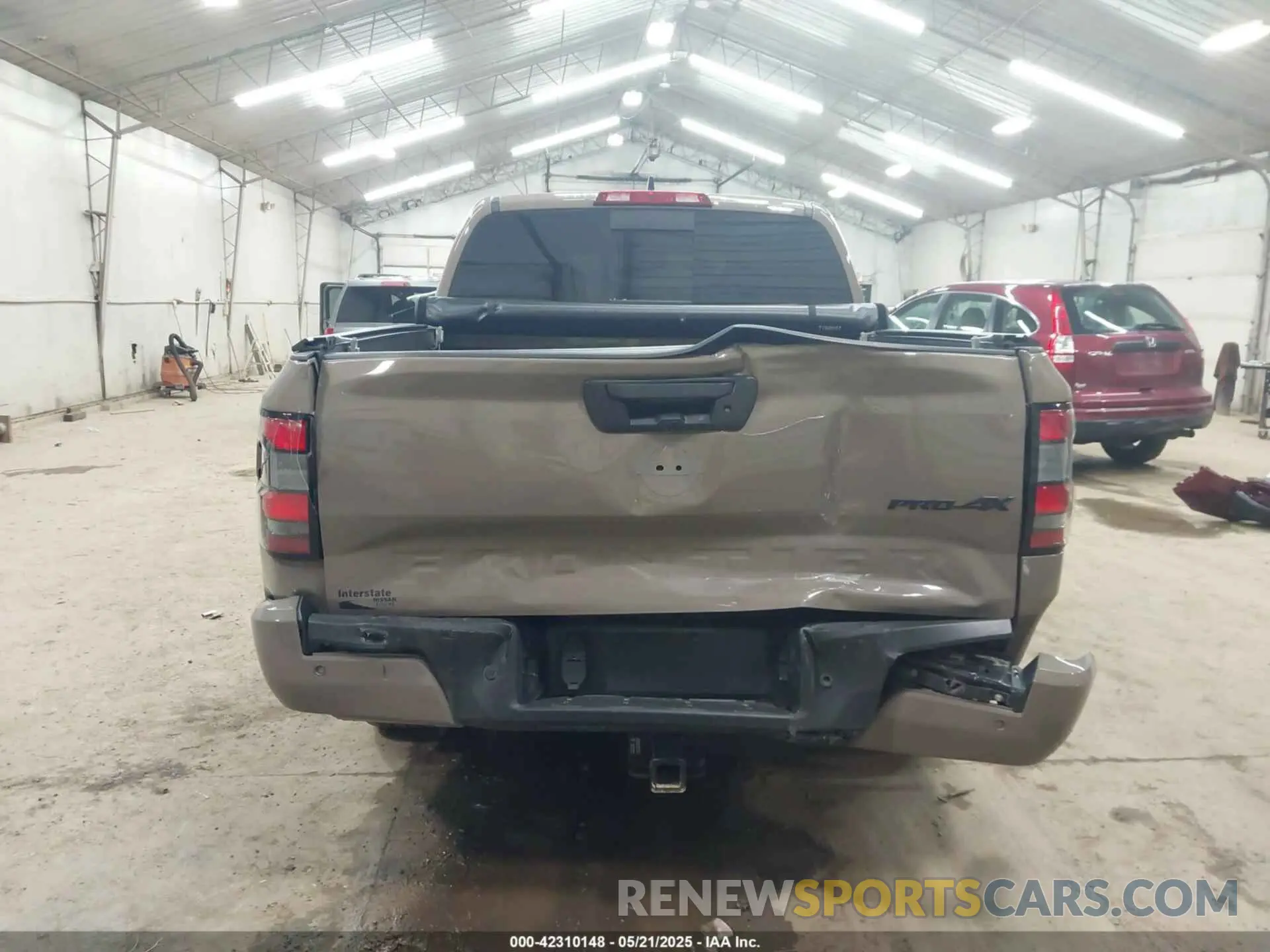 16 Photograph of a damaged car 1N6ED1EK8RN613989 NISSAN FRONTIER 2024