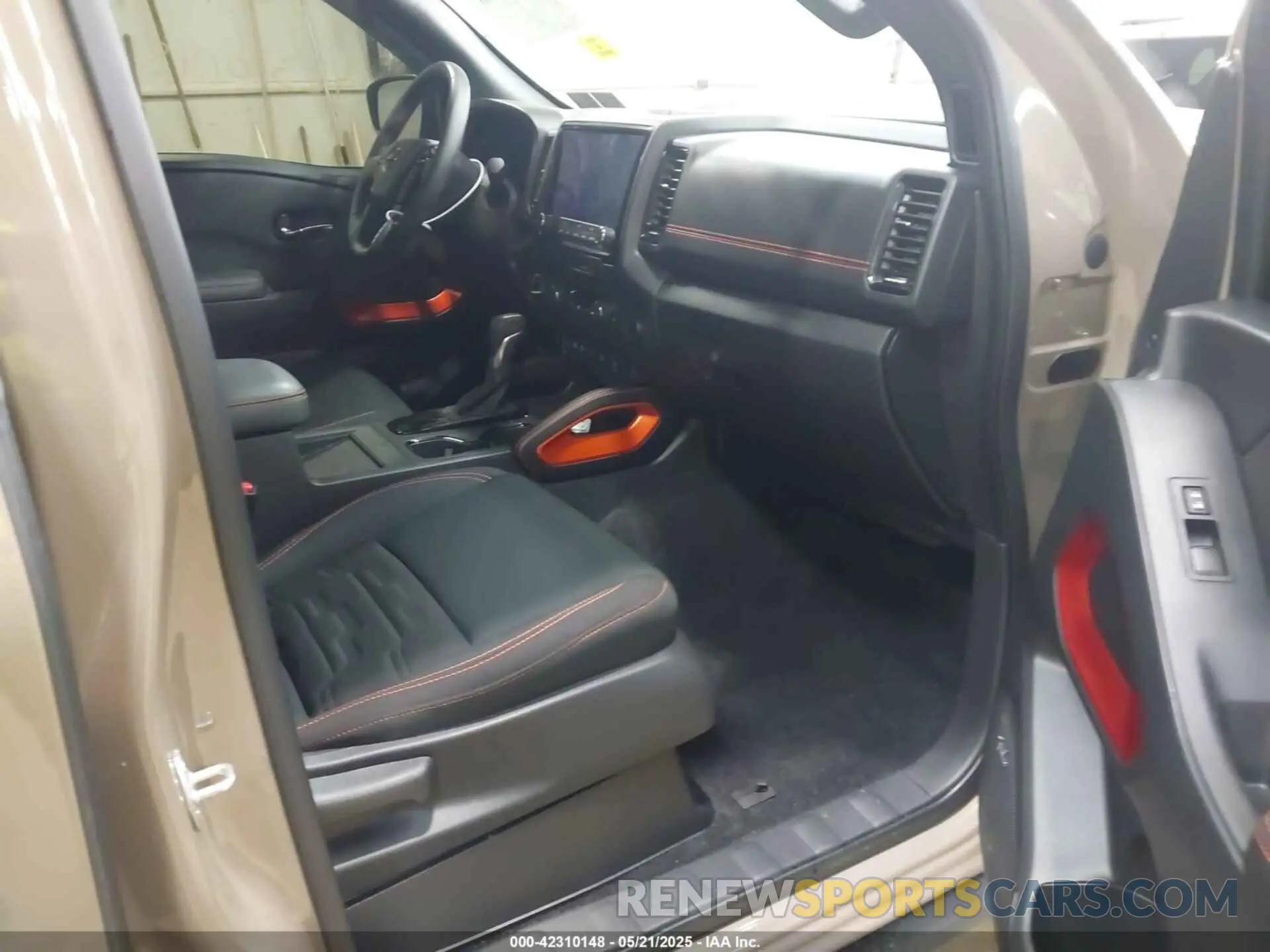 5 Photograph of a damaged car 1N6ED1EK8RN613989 NISSAN FRONTIER 2024