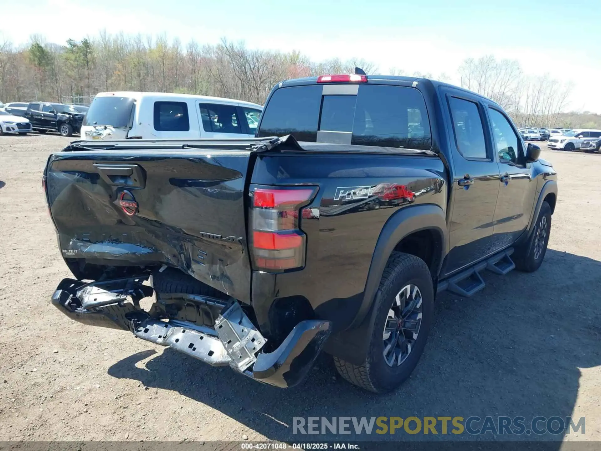 17 Photograph of a damaged car 1N6ED1EK8RN656812 NISSAN FRONTIER 2024