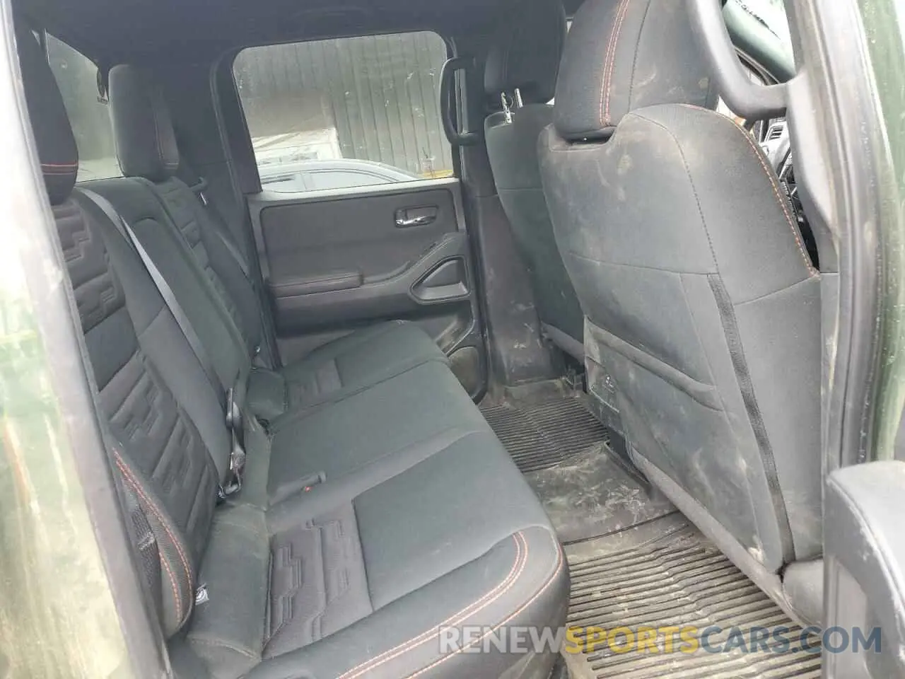 11 Photograph of a damaged car 1N6ED1EK9RN623429 NISSAN FRONTIER 2024