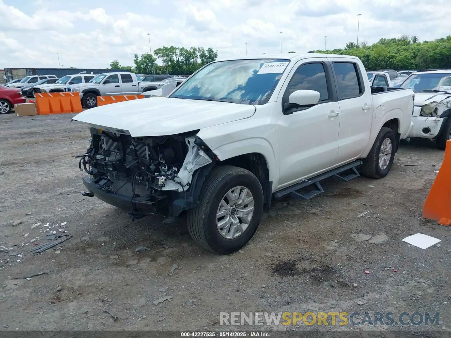 2 Photograph of a damaged car 1N6ED1EK9RN633202 NISSAN FRONTIER 2024