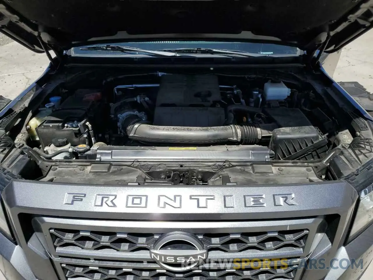 11 Photograph of a damaged car 1N6ED1FK7RN602528 NISSAN FRONTIER 2024