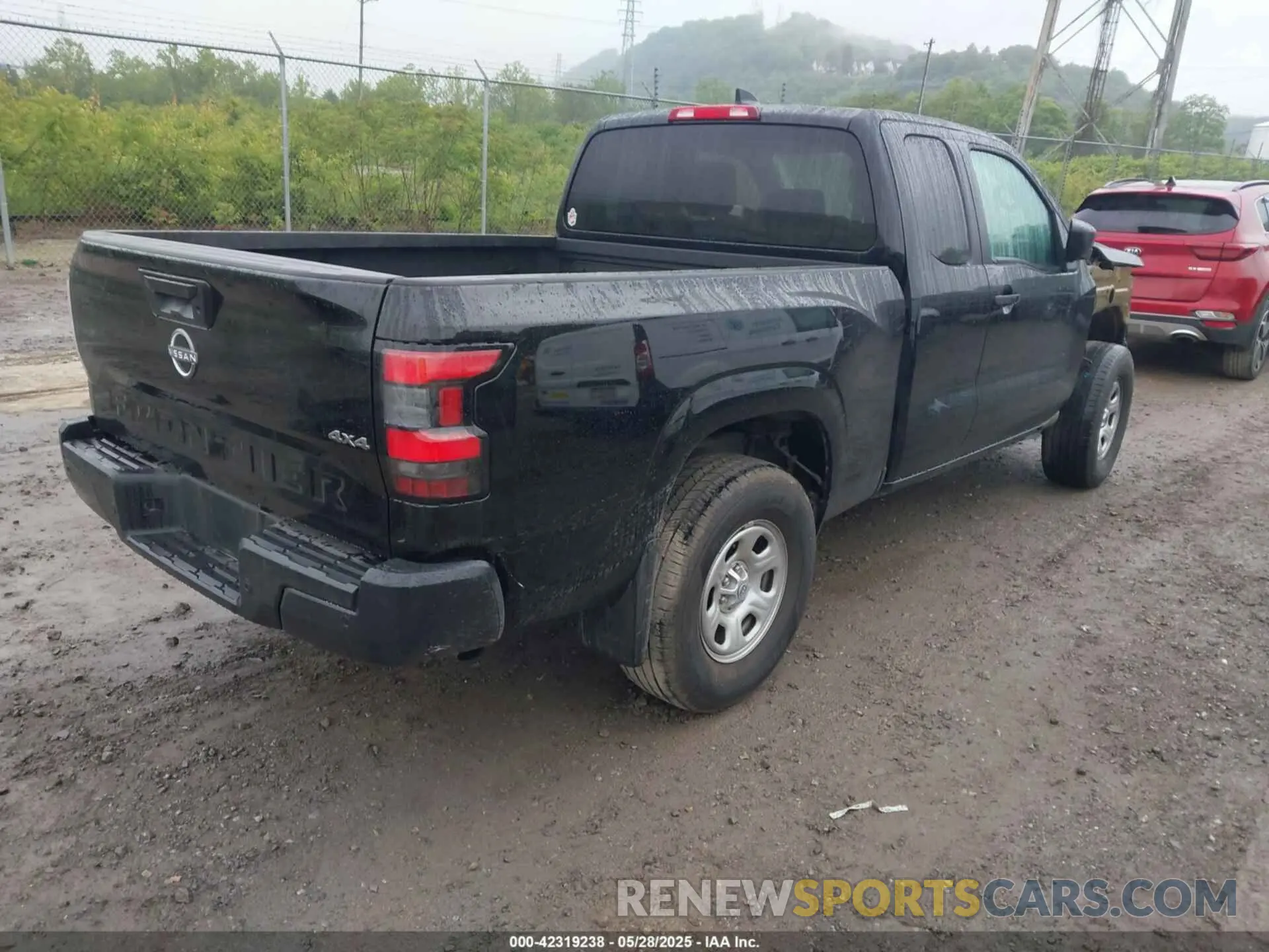4 Photograph of a damaged car 1N6ED1CM6SN622362 NISSAN FRONTIER 2025