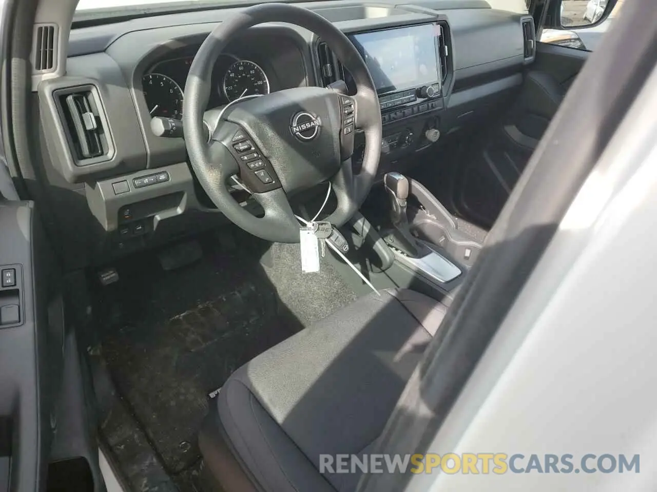8 Photograph of a damaged car 1N6ED1CMXSN623529 NISSAN FRONTIER 2025