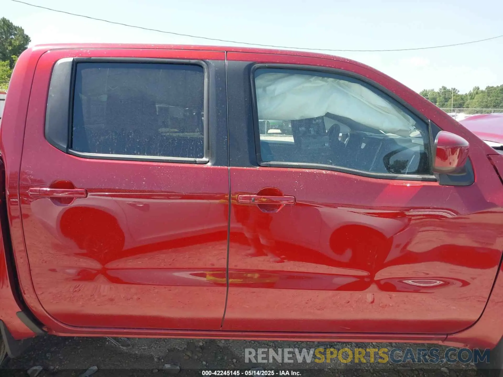 14 Photograph of a damaged car 1N6ED1EJ1SN634034 NISSAN FRONTIER 2025