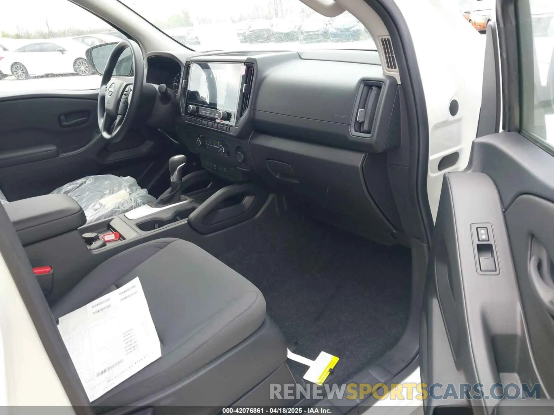 5 Photograph of a damaged car 1N6ED1EJ3SN629286 NISSAN FRONTIER 2025