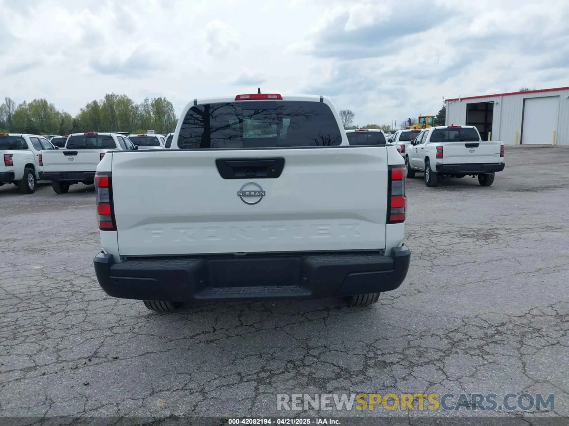 16 Photograph of a damaged car 1N6ED1EJ6SN629315 NISSAN FRONTIER 2025