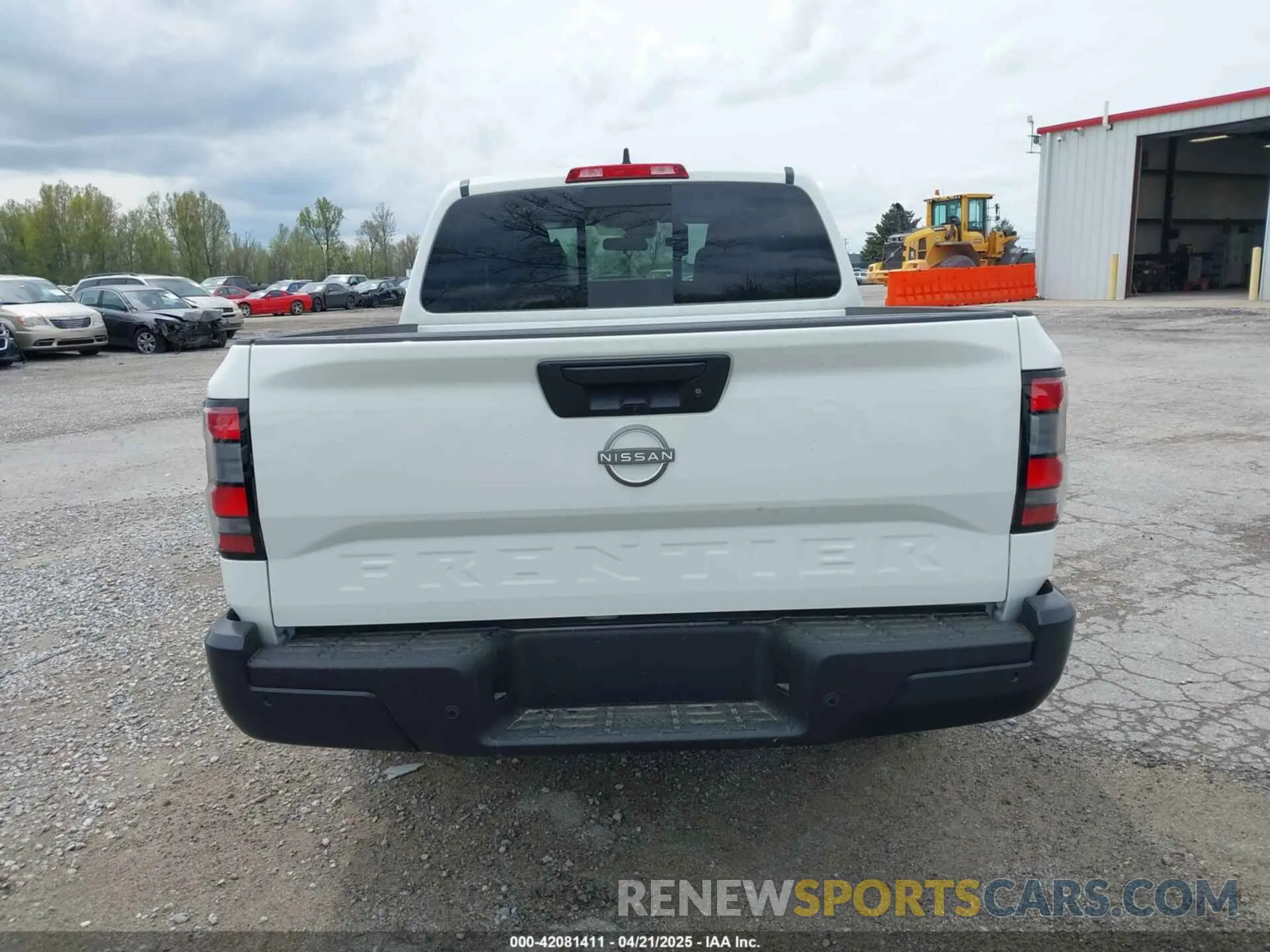 16 Photograph of a damaged car 1N6ED1EJ7SN629405 NISSAN FRONTIER 2025