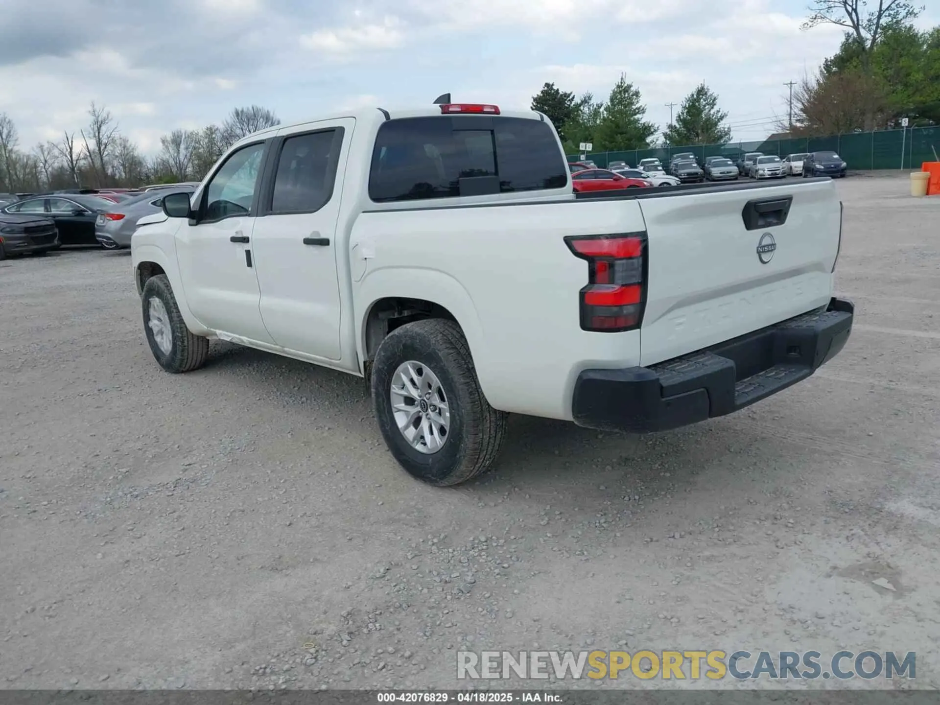 3 Photograph of a damaged car 1N6ED1EJ8SN629476 NISSAN FRONTIER 2025