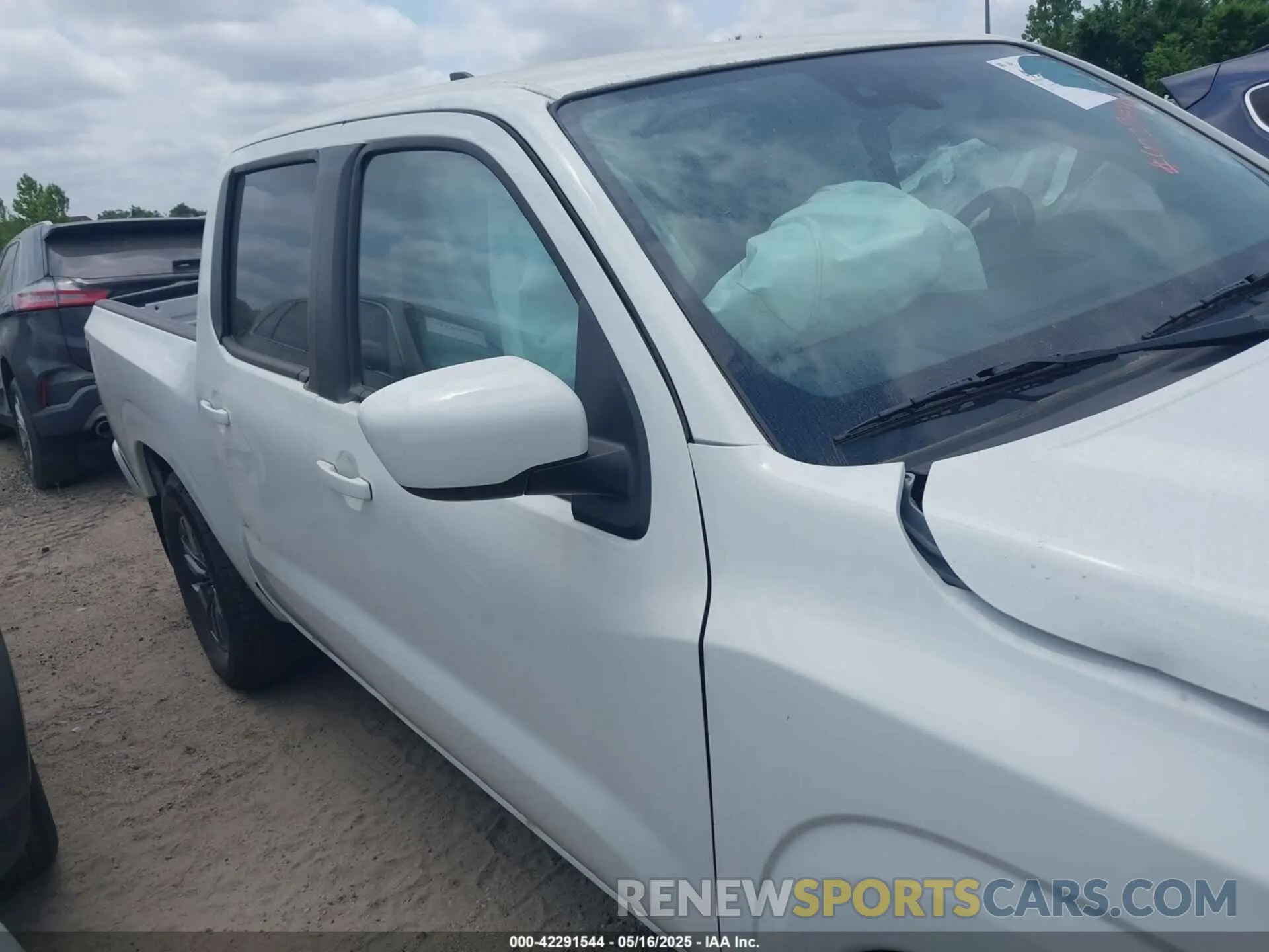12 Photograph of a damaged car 1N6ED1EJ9SN607017 NISSAN FRONTIER 2025