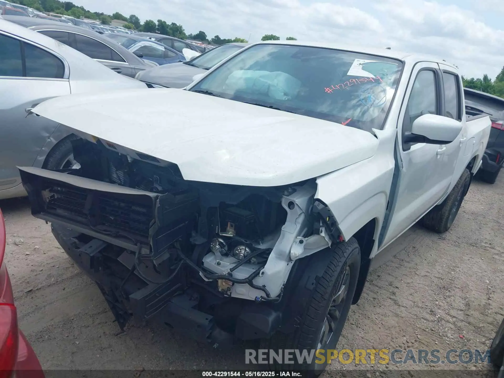 2 Photograph of a damaged car 1N6ED1EJ9SN607017 NISSAN FRONTIER 2025