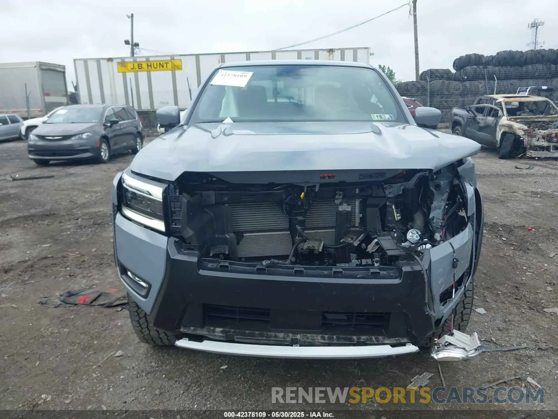 11 Photograph of a damaged car 1N6ED1EK0SN616133 NISSAN FRONTIER 2025