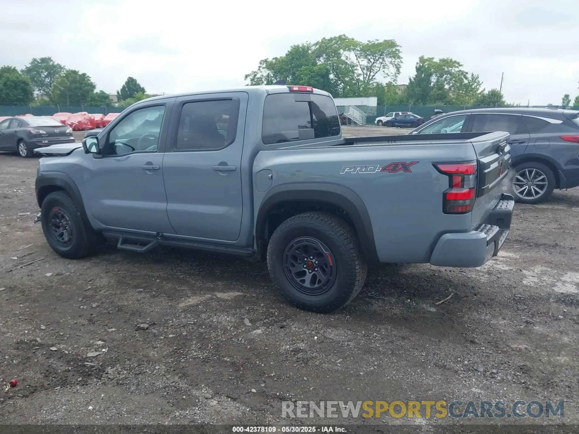 3 Photograph of a damaged car 1N6ED1EK0SN616133 NISSAN FRONTIER 2025