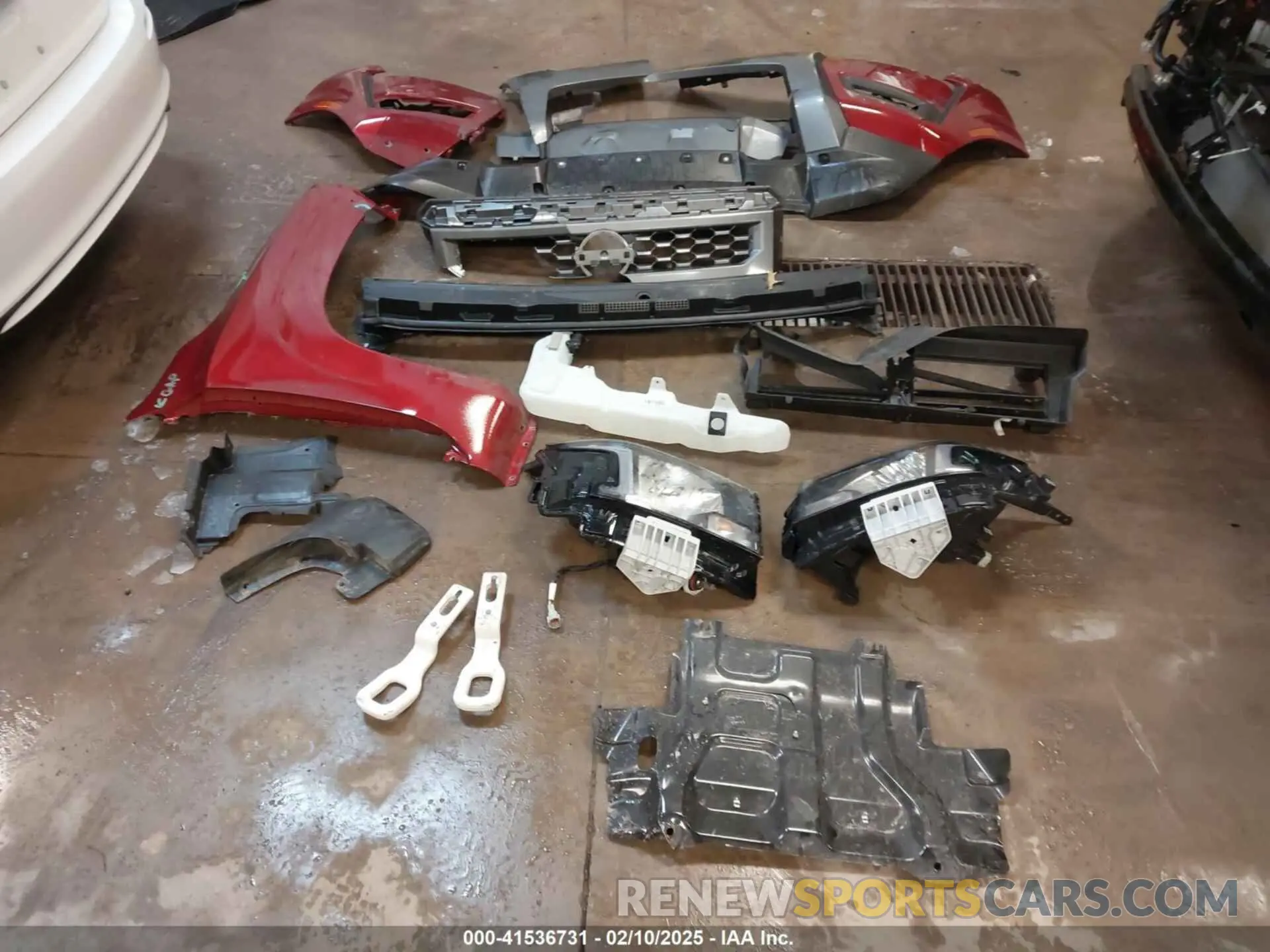 12 Photograph of a damaged car 1N6ED1EK2SN608647 NISSAN FRONTIER 2025