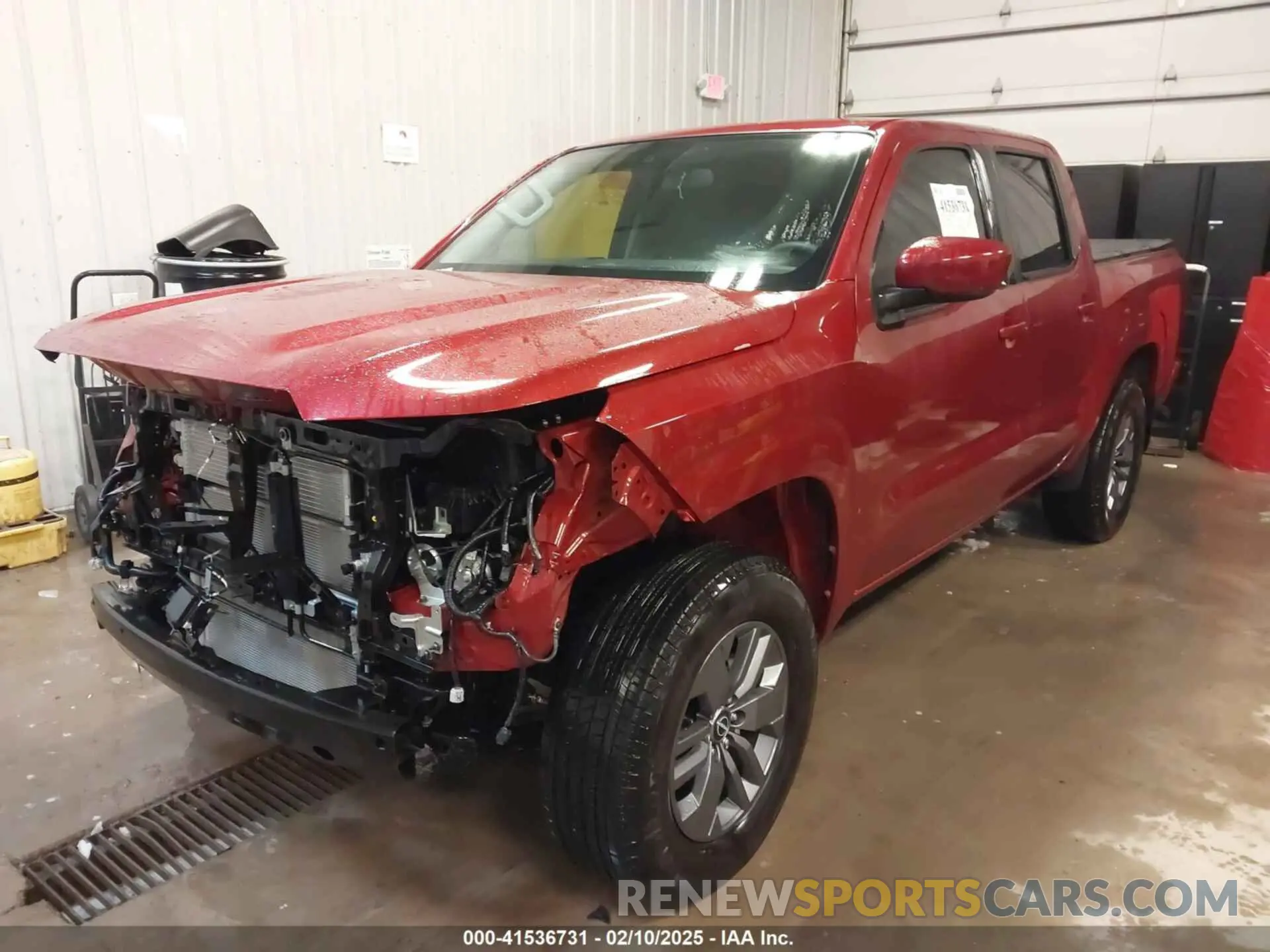 2 Photograph of a damaged car 1N6ED1EK2SN608647 NISSAN FRONTIER 2025