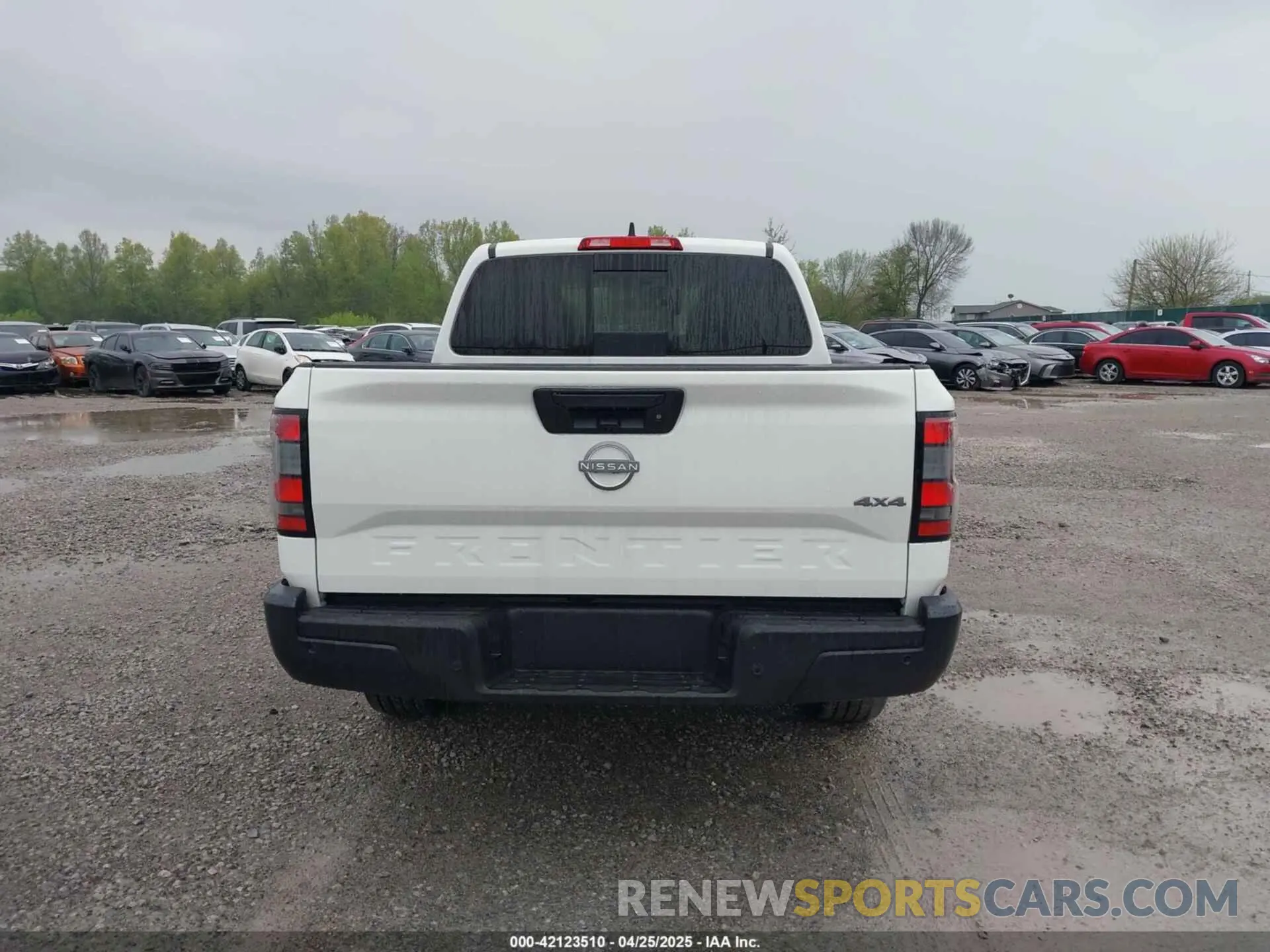 16 Photograph of a damaged car 1N6ED1EK4SN631136 NISSAN FRONTIER 2025