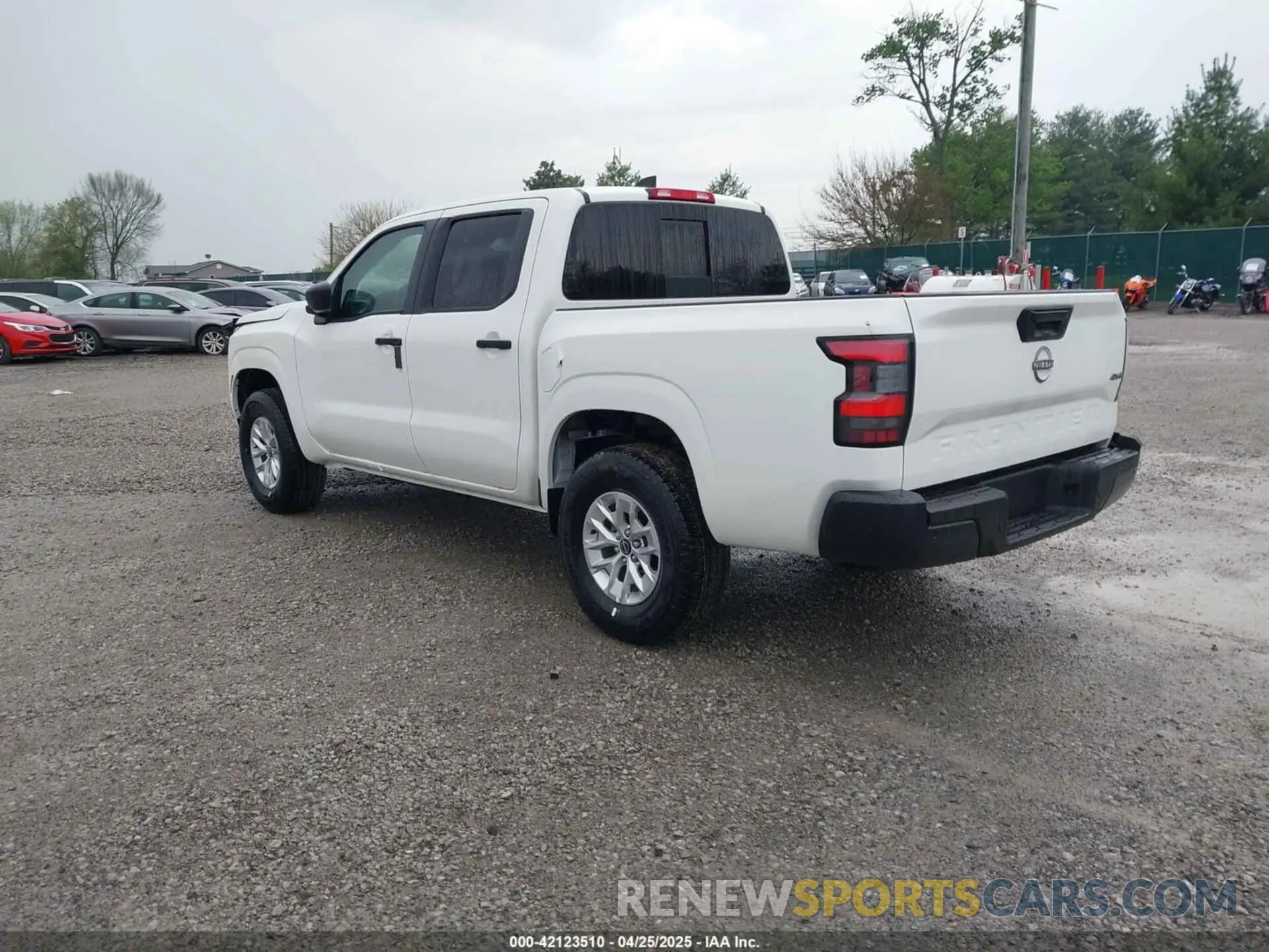 3 Photograph of a damaged car 1N6ED1EK4SN631136 NISSAN FRONTIER 2025