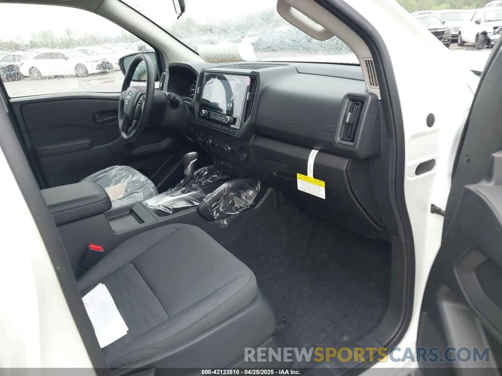 5 Photograph of a damaged car 1N6ED1EK4SN631136 NISSAN FRONTIER 2025