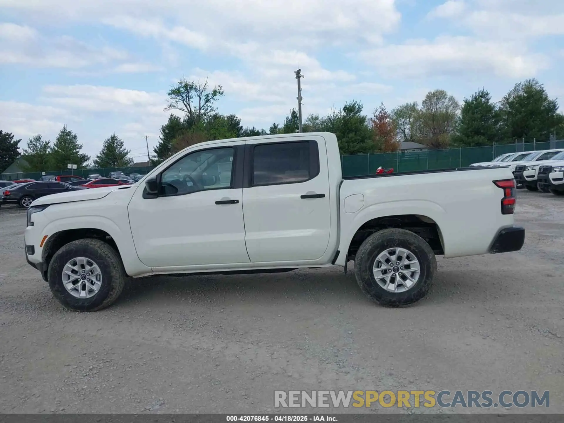 14 Photograph of a damaged car 1N6ED1EK7SN630370 NISSAN FRONTIER 2025