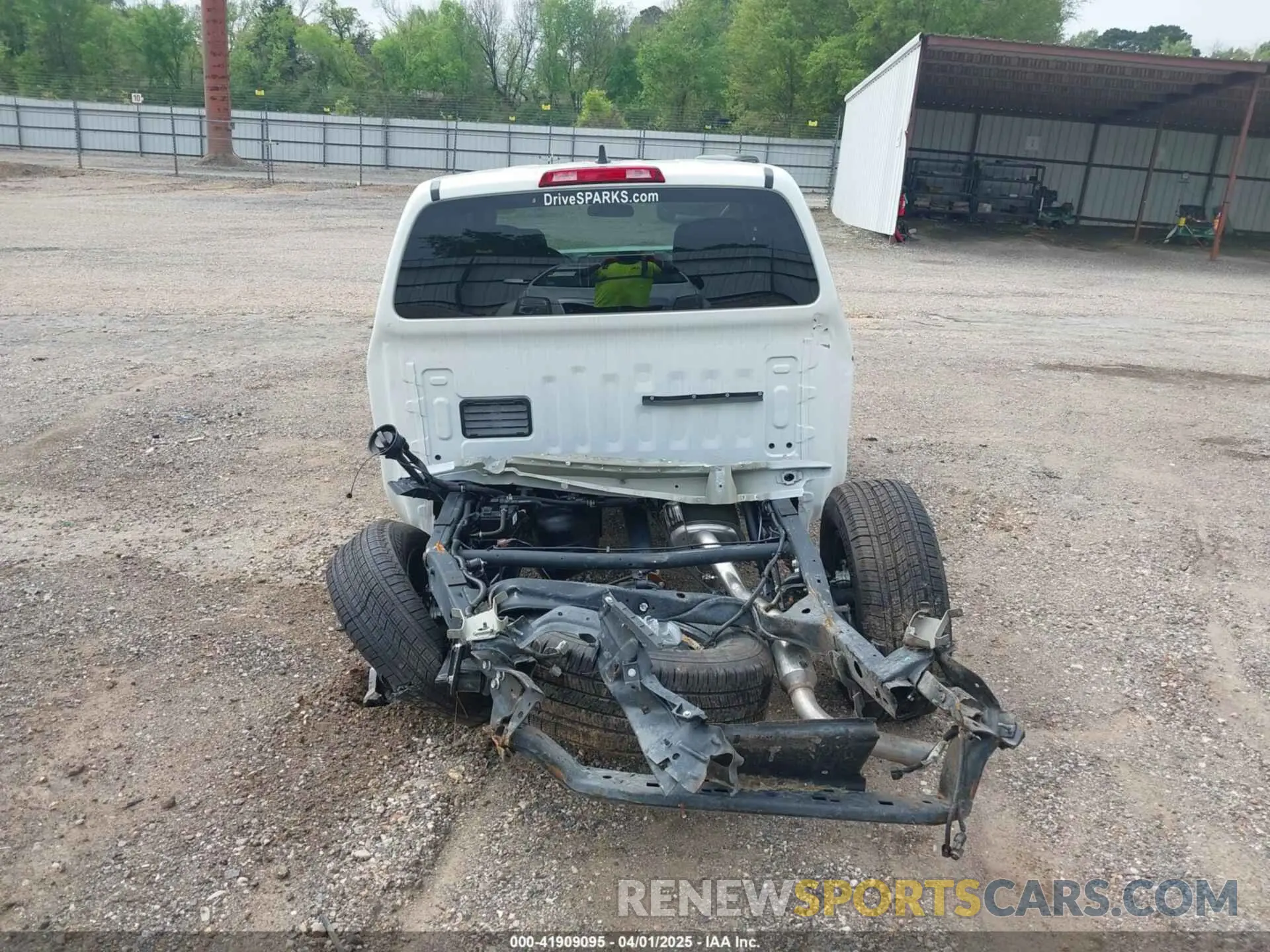 17 Photograph of a damaged car 1N6ED1EKXSN608668 NISSAN FRONTIER 2025