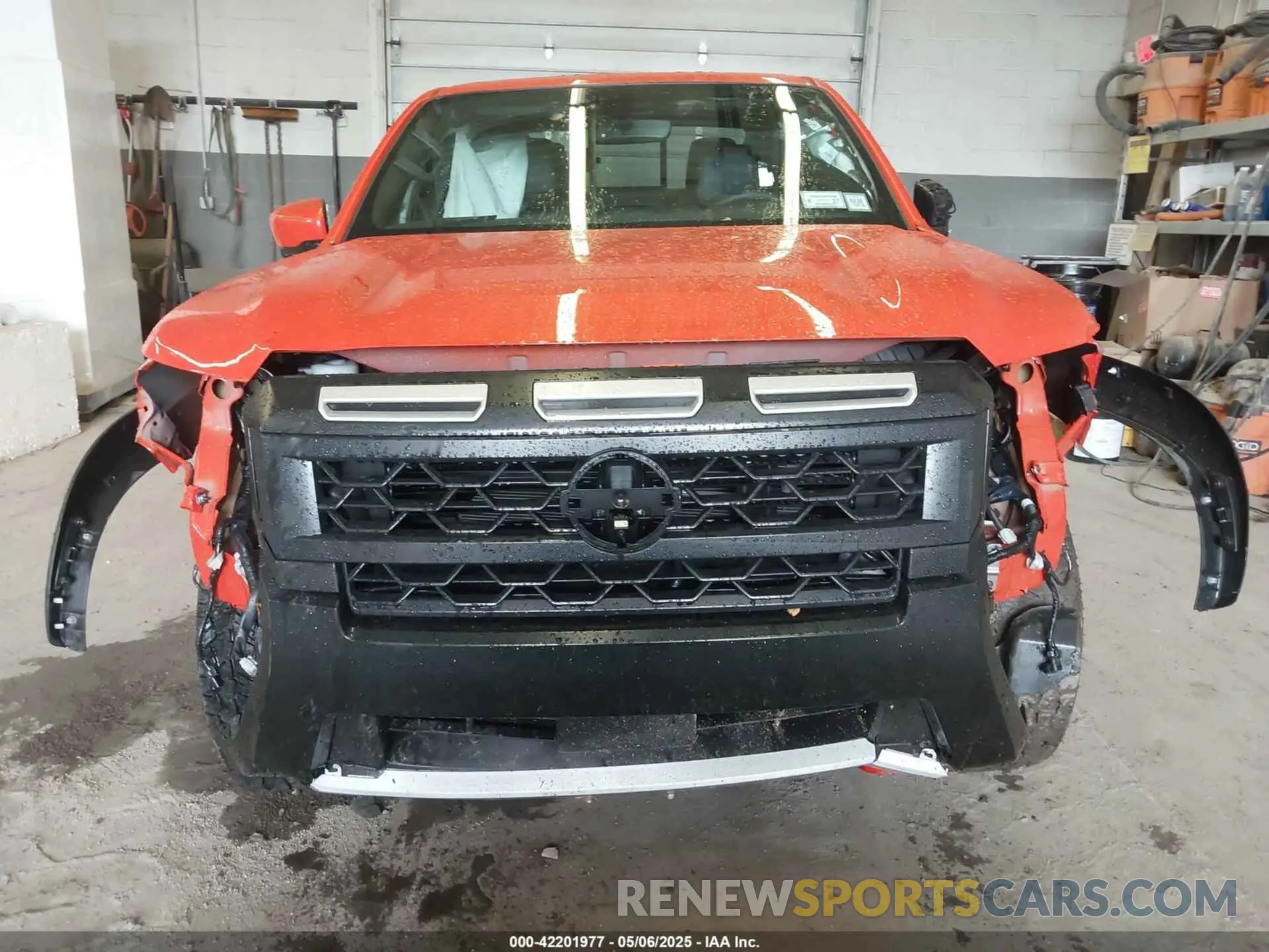 13 Photograph of a damaged car 1N6ED1EKXSN616947 NISSAN FRONTIER 2025
