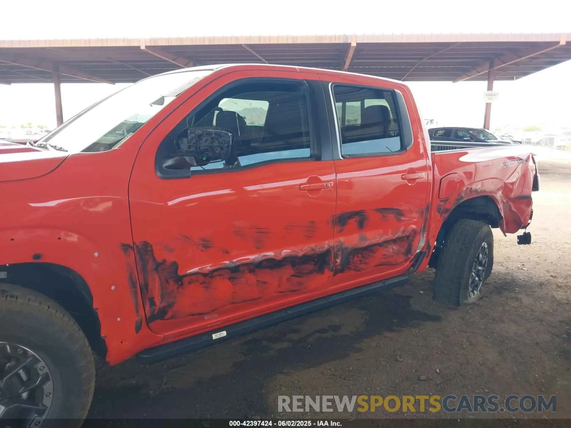 6 Photograph of a damaged car 1NG6ED1ET2SN60942 NISSAN FRONTIER 2025