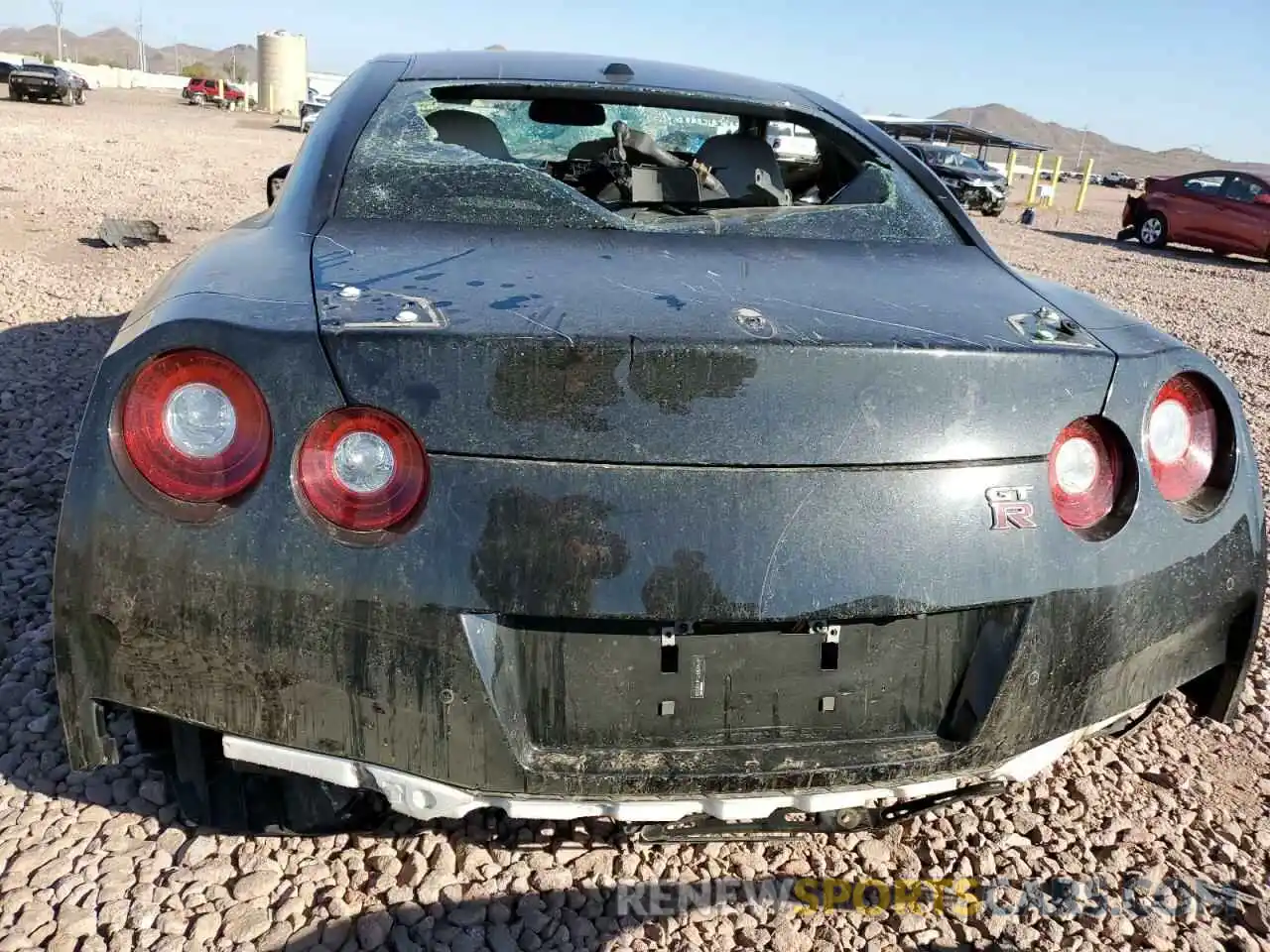 6 Photograph of a damaged car JN1AR5EF7LM100066 NISSAN GTR 2020