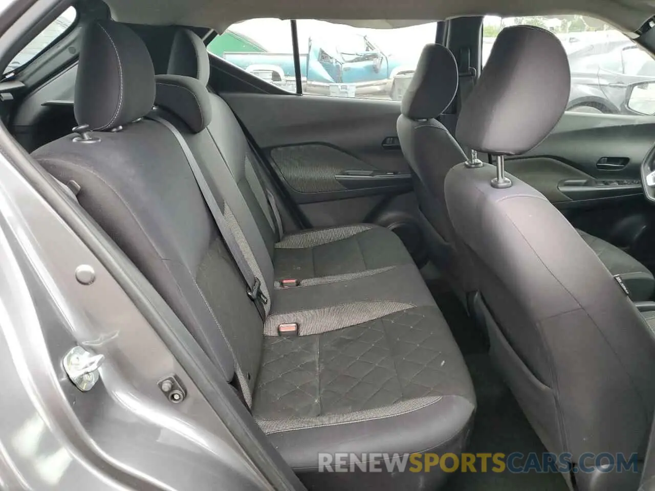 11 Photograph of a damaged car 3N1CP5CU0KL492848 NISSAN KICKS 2019