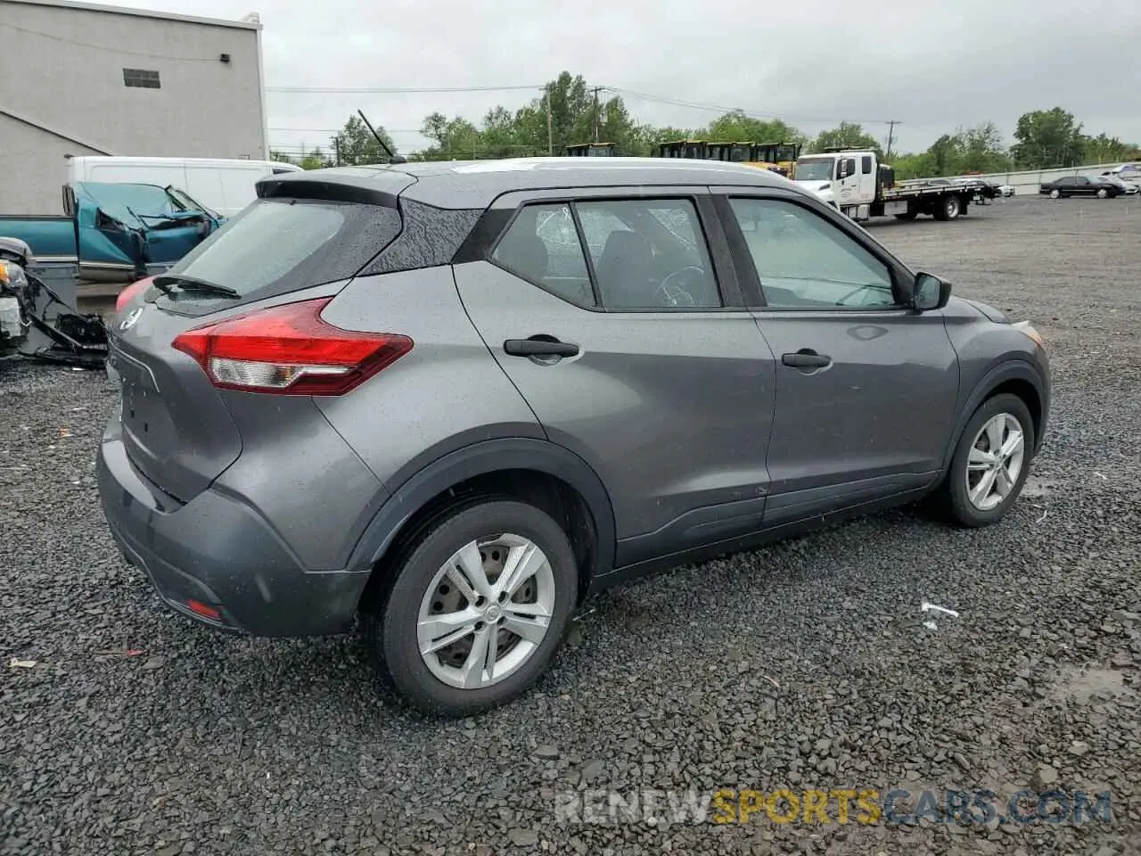 3 Photograph of a damaged car 3N1CP5CU0KL492848 NISSAN KICKS 2019