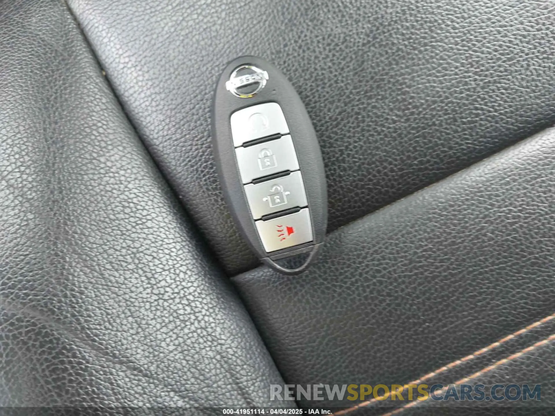 11 Photograph of a damaged car 3N1CP5CU0KL499802 NISSAN KICKS 2019