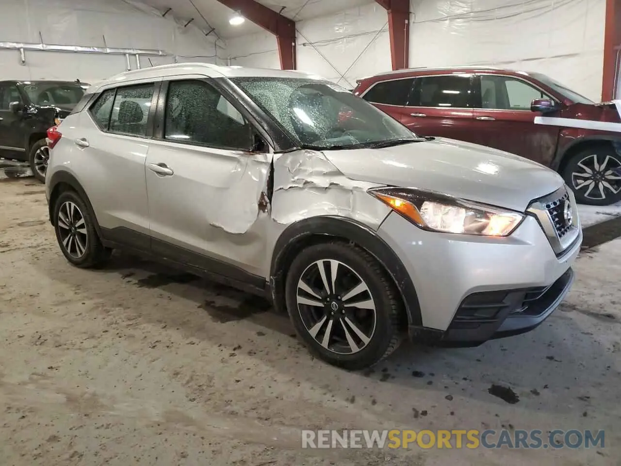 4 Photograph of a damaged car 3N1CP5CU0KL513651 NISSAN KICKS 2019