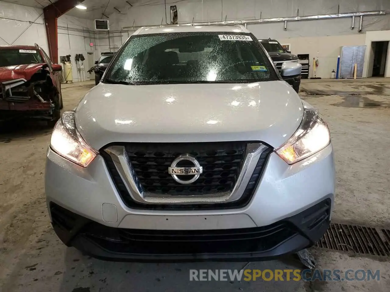 5 Photograph of a damaged car 3N1CP5CU0KL513651 NISSAN KICKS 2019