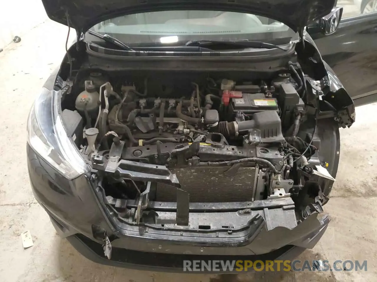 11 Photograph of a damaged car 3N1CP5CU0KL521278 NISSAN KICKS 2019
