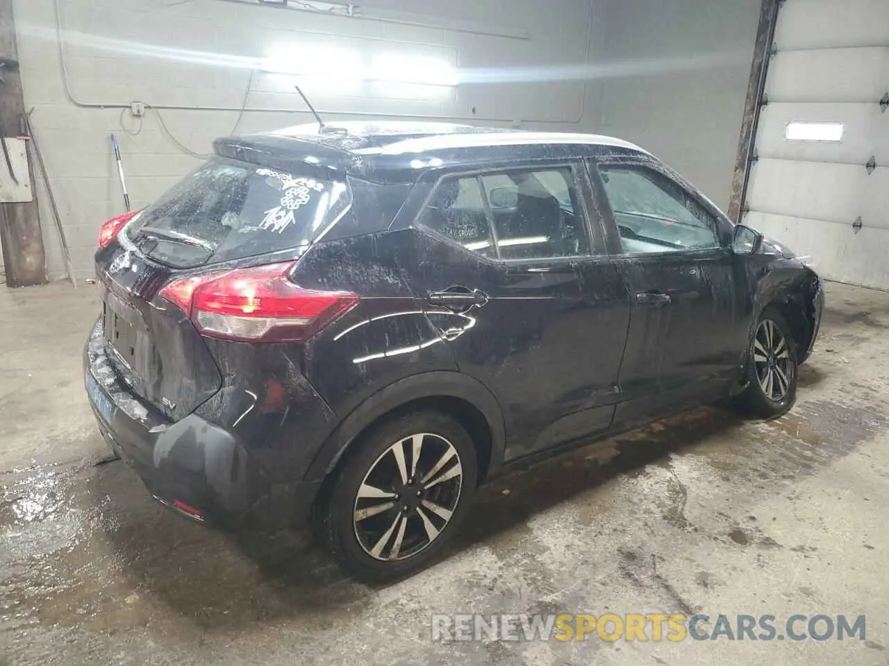 3 Photograph of a damaged car 3N1CP5CU0KL547685 NISSAN KICKS 2019