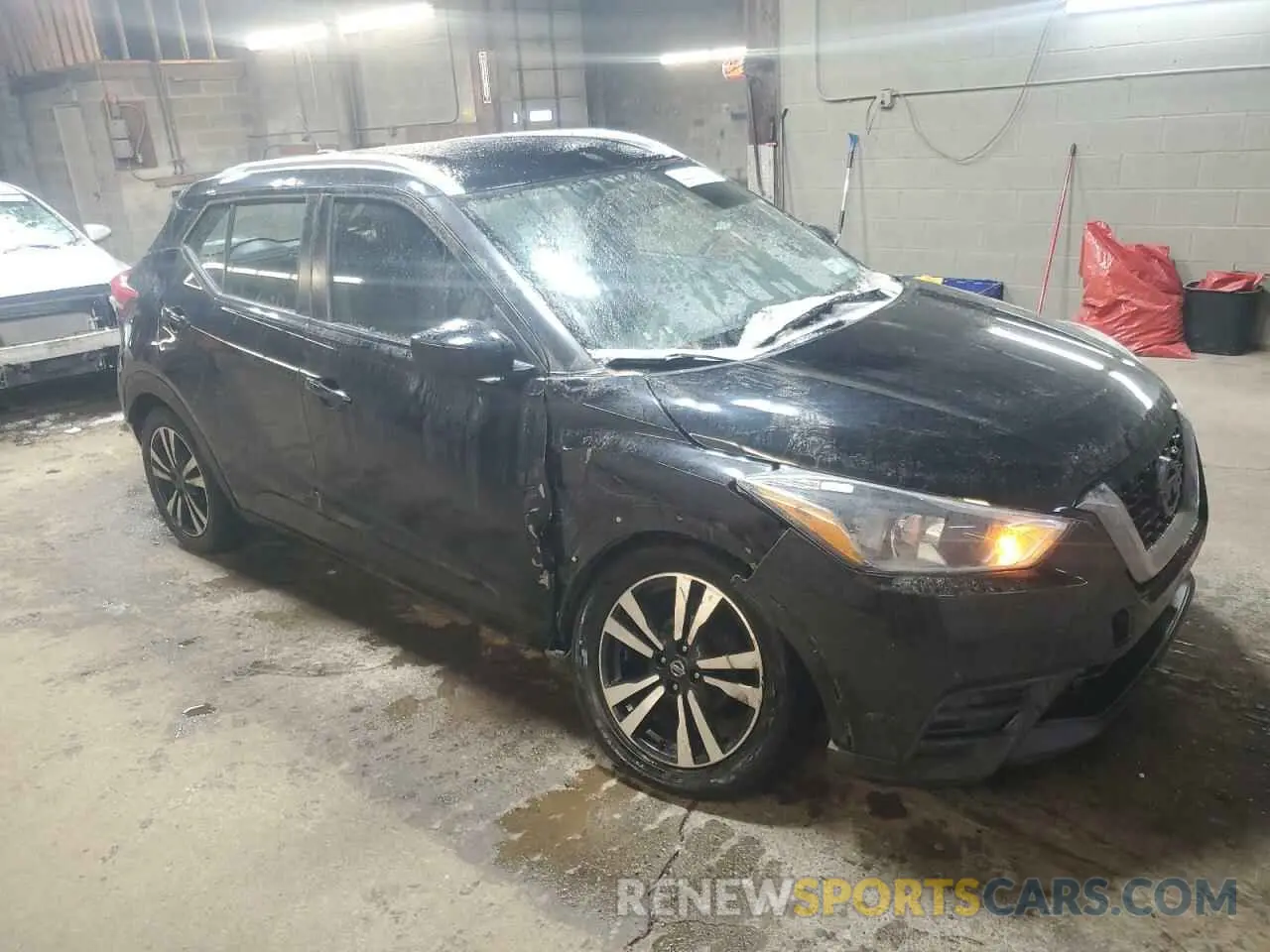 4 Photograph of a damaged car 3N1CP5CU0KL547685 NISSAN KICKS 2019