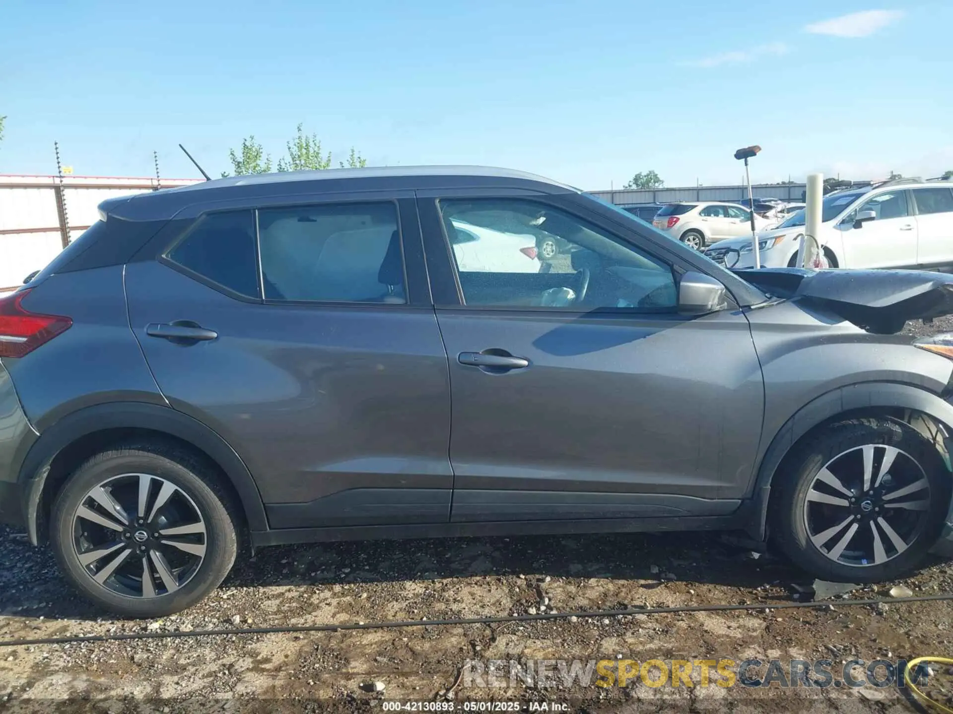 14 Photograph of a damaged car 3N1CP5CU0KL550487 NISSAN KICKS 2019