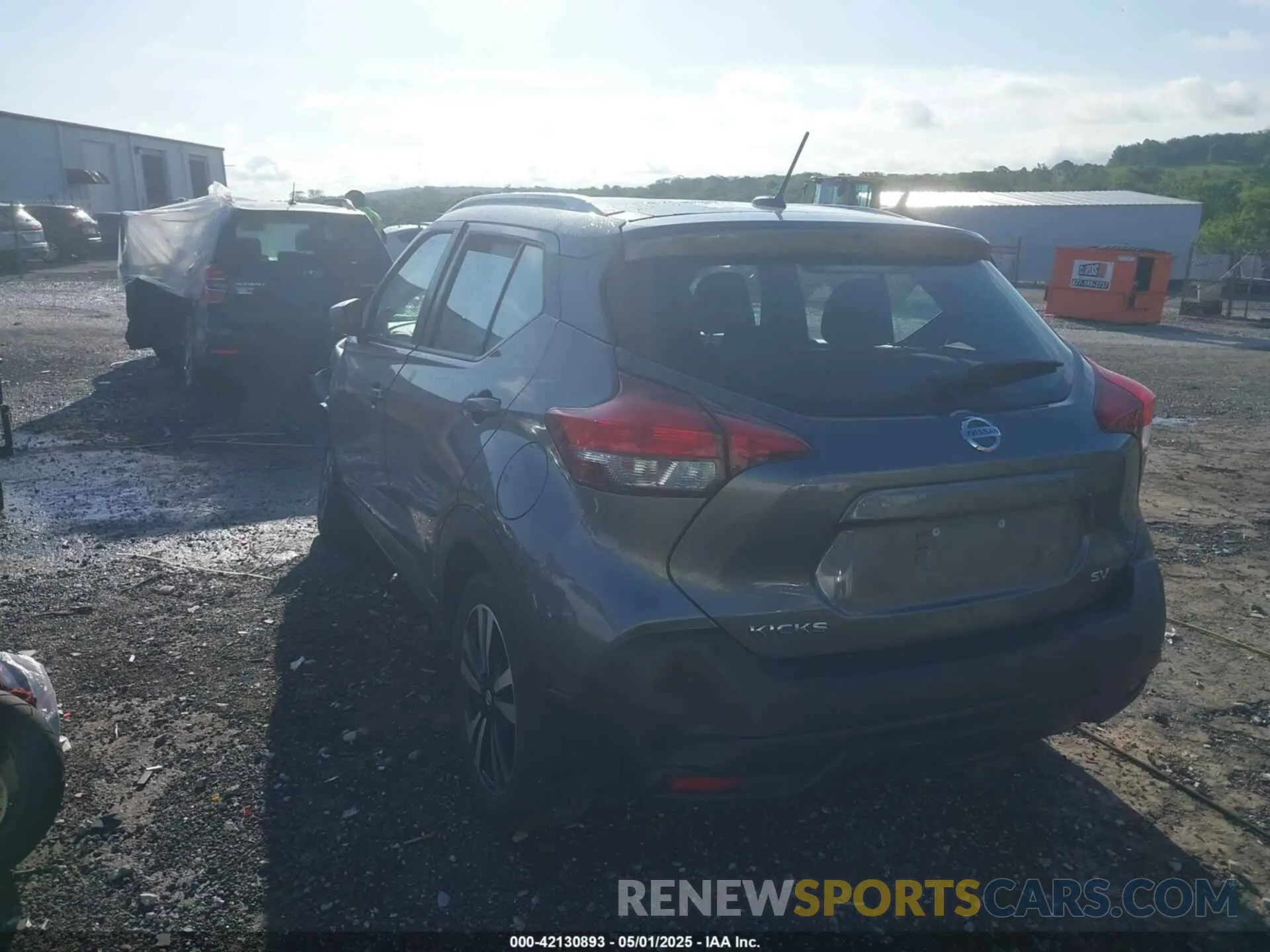 3 Photograph of a damaged car 3N1CP5CU0KL550487 NISSAN KICKS 2019