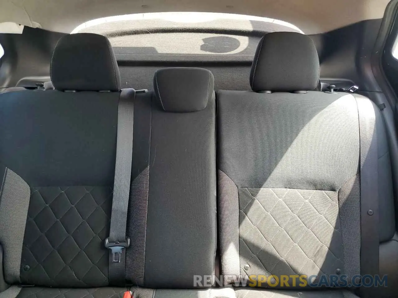 10 Photograph of a damaged car 3N1CP5CU0KL555771 NISSAN KICKS 2019